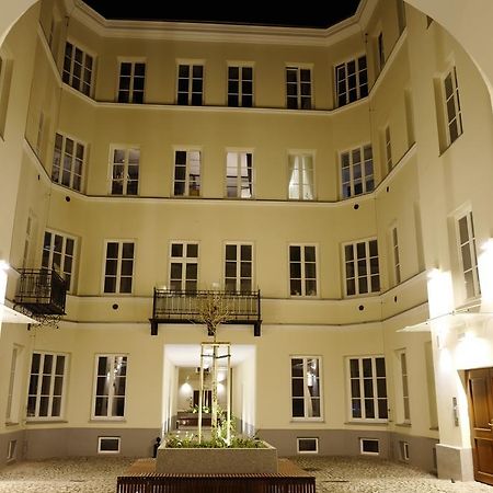 Apartment In The Heart Of Varşovia Exterior foto